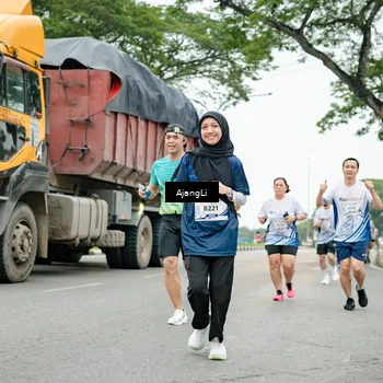 Runner Photo 8923540