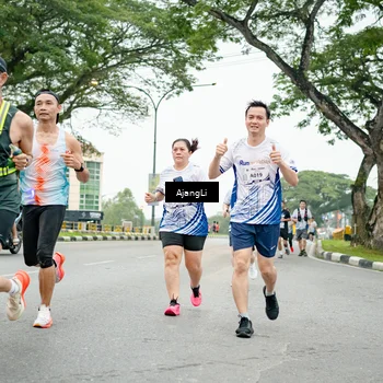 Runner Photo 8923566
