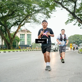 Runner Photo 8923760