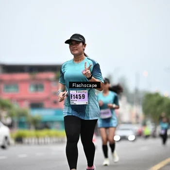 Runner Photo 8923772