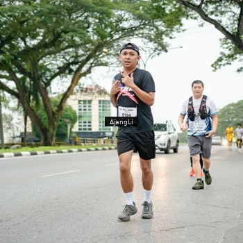 Runner Photo 8923816