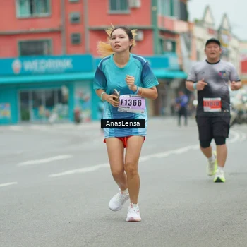 Runner Photo 8923868