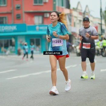 Runner Photo 8923928