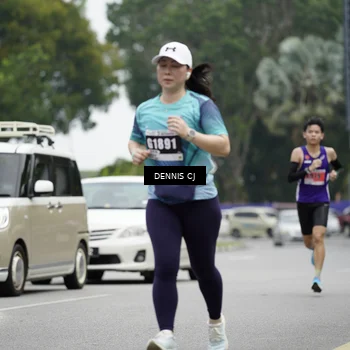 Runner Photo 8924054