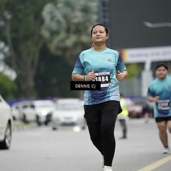 Runner Photo 8924116