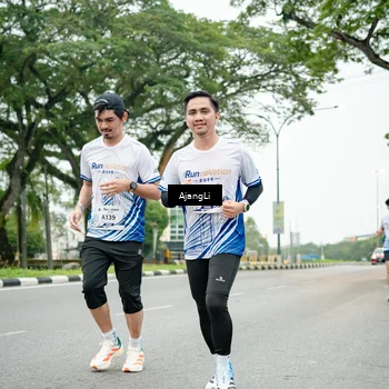 Runner Photo 8924121