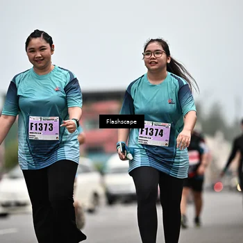 Runner Photo 8924135