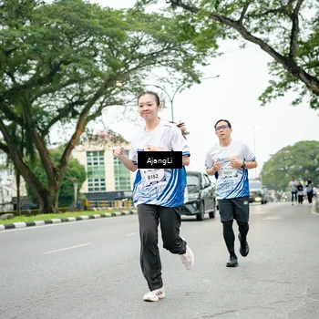 Runner Photo 8924299