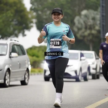 Runner Photo 8924340
