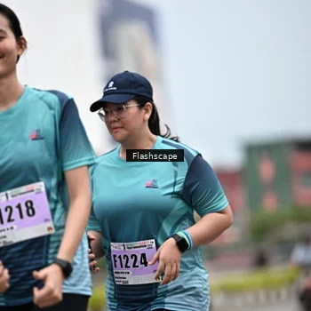 Runner Photo 8924378