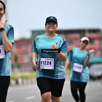 Runner Photo 8924402
