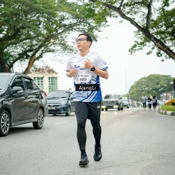 Runner Photo 8924436