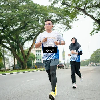 Runner Photo 8924475