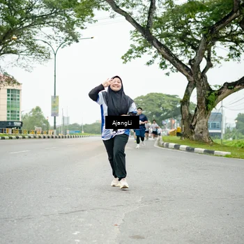 Runner Photo 8924545