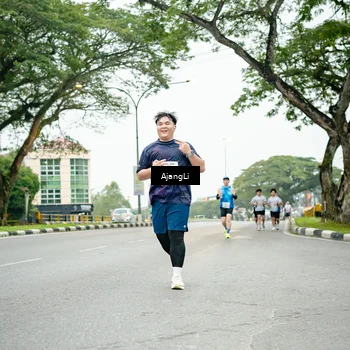 Runner Photo 8924712