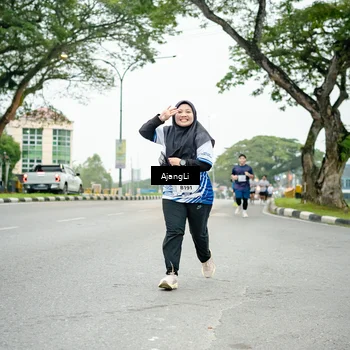 Runner Photo 8924757