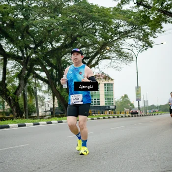 Runner Photo 8924846