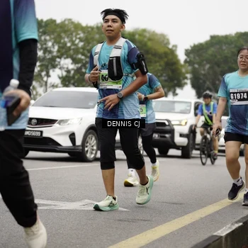 Runner Photo 8924879