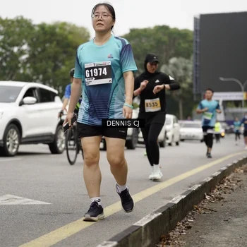 Runner Photo 8924919