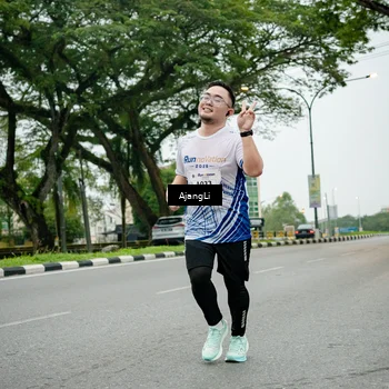 Runner Photo 8924922