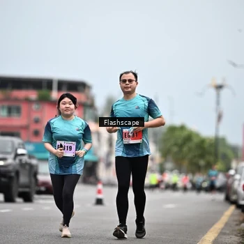 Runner Photo 8924930