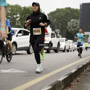 Runner Photo 8924933