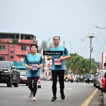 Runner Photo 8924937