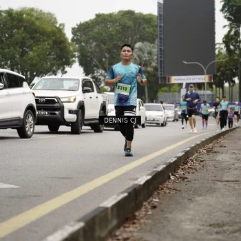 Runner Photo 8924949