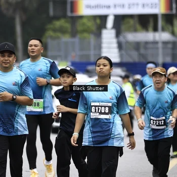 Runner Photo 8924952