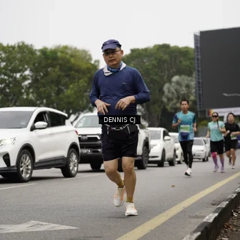 Runner Photo 8924969