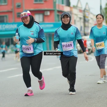 Runner Photo 8924978