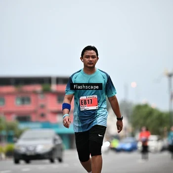 Runner Photo 8924985