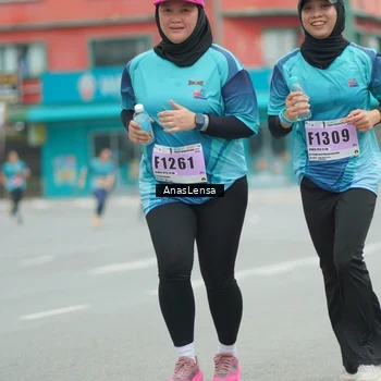 Runner Photo 8925000