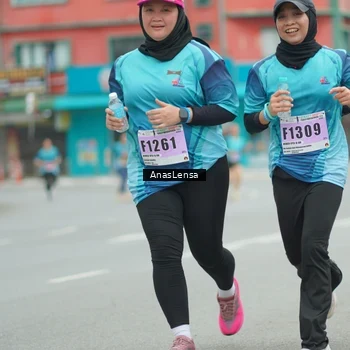 Runner Photo 8925028