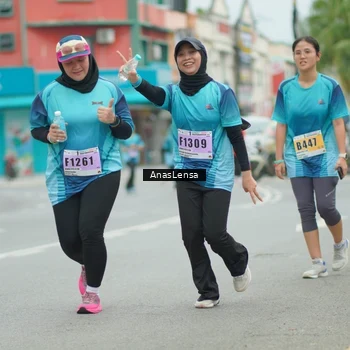 Runner Photo 8925030