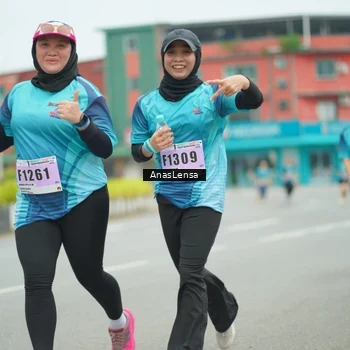 Runner Photo 8925047
