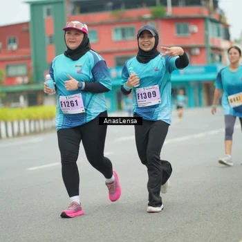 Runner Photo 8925051