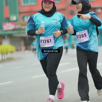 Runner Photo 8925053