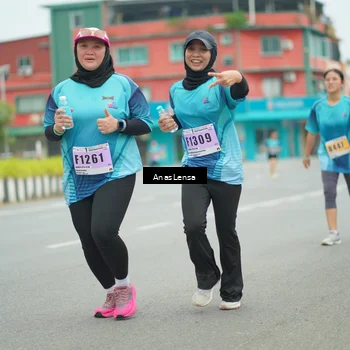 Runner Photo 8925072