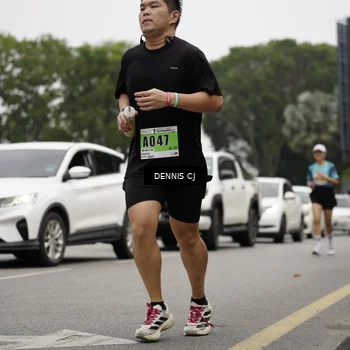 Runner Photo 8925082