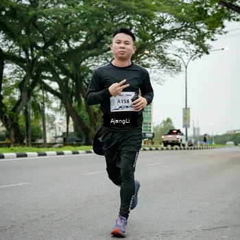 Runner Photo 8925085