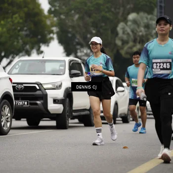 Runner Photo 8925093