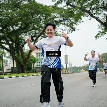 Runner Photo 8925104
