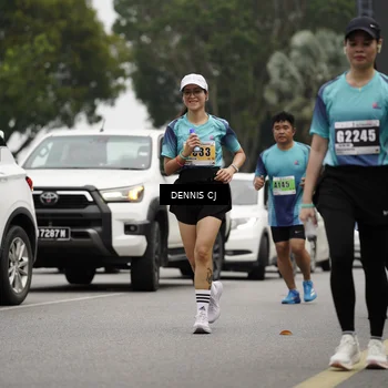 Runner Photo 8925105