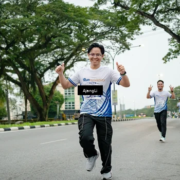 Runner Photo 8925107