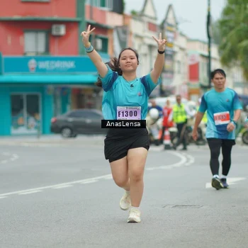 Runner Photo 8925259