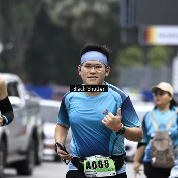 Runner Photo 8925268