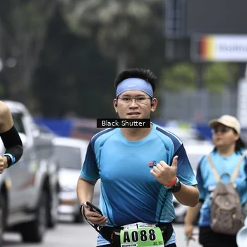 Runner Photo 8925272