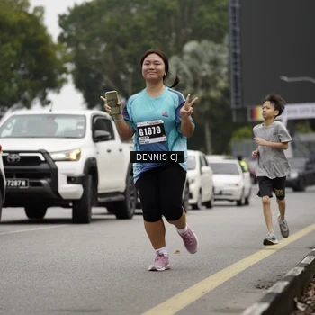 Runner Photo 8925304