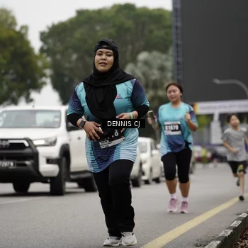 Runner Photo 8925319